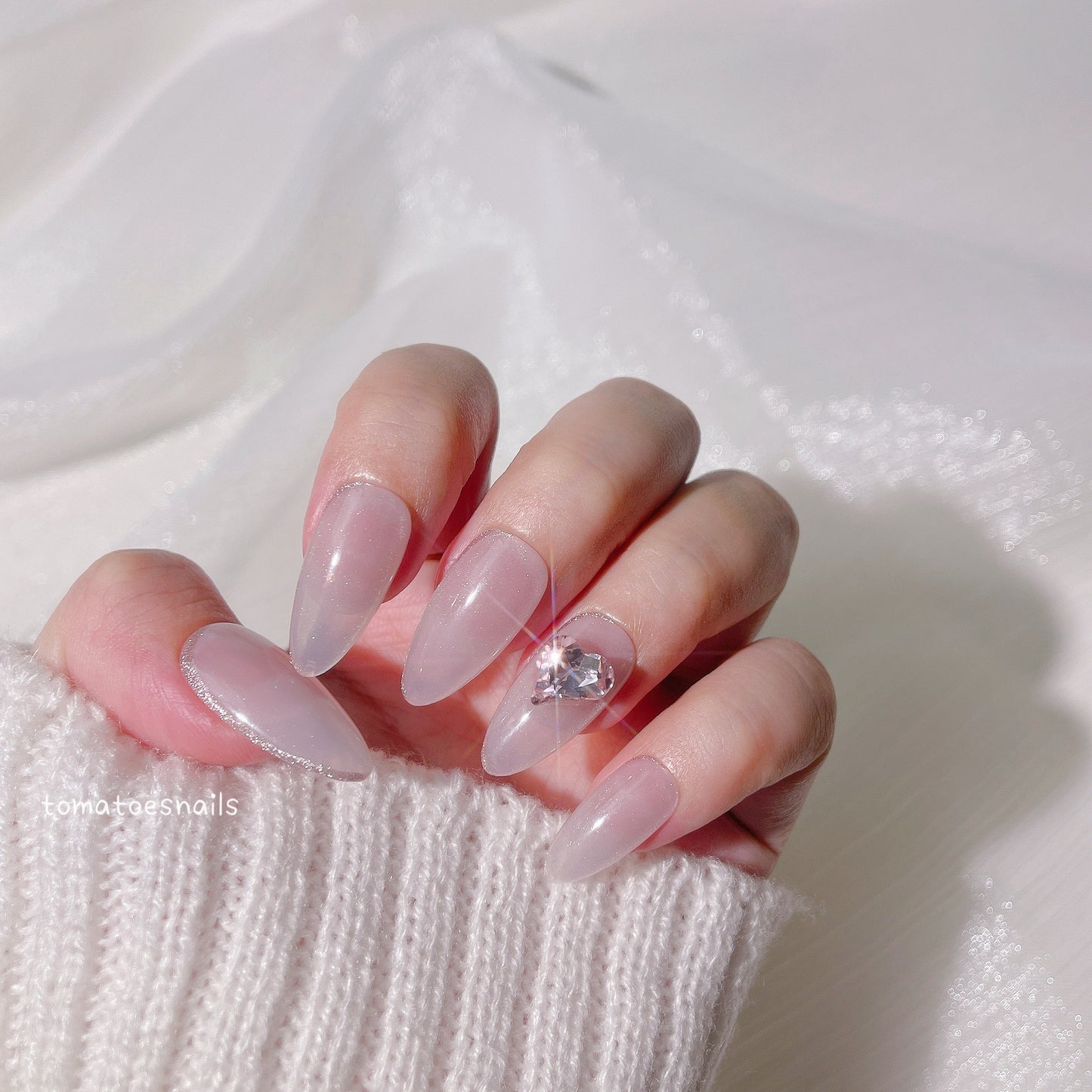Nude Velvet Heart Gem