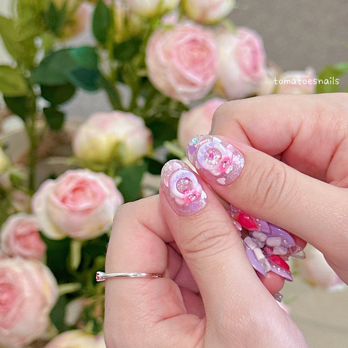 Mini Apple Tamagotchi Shaker