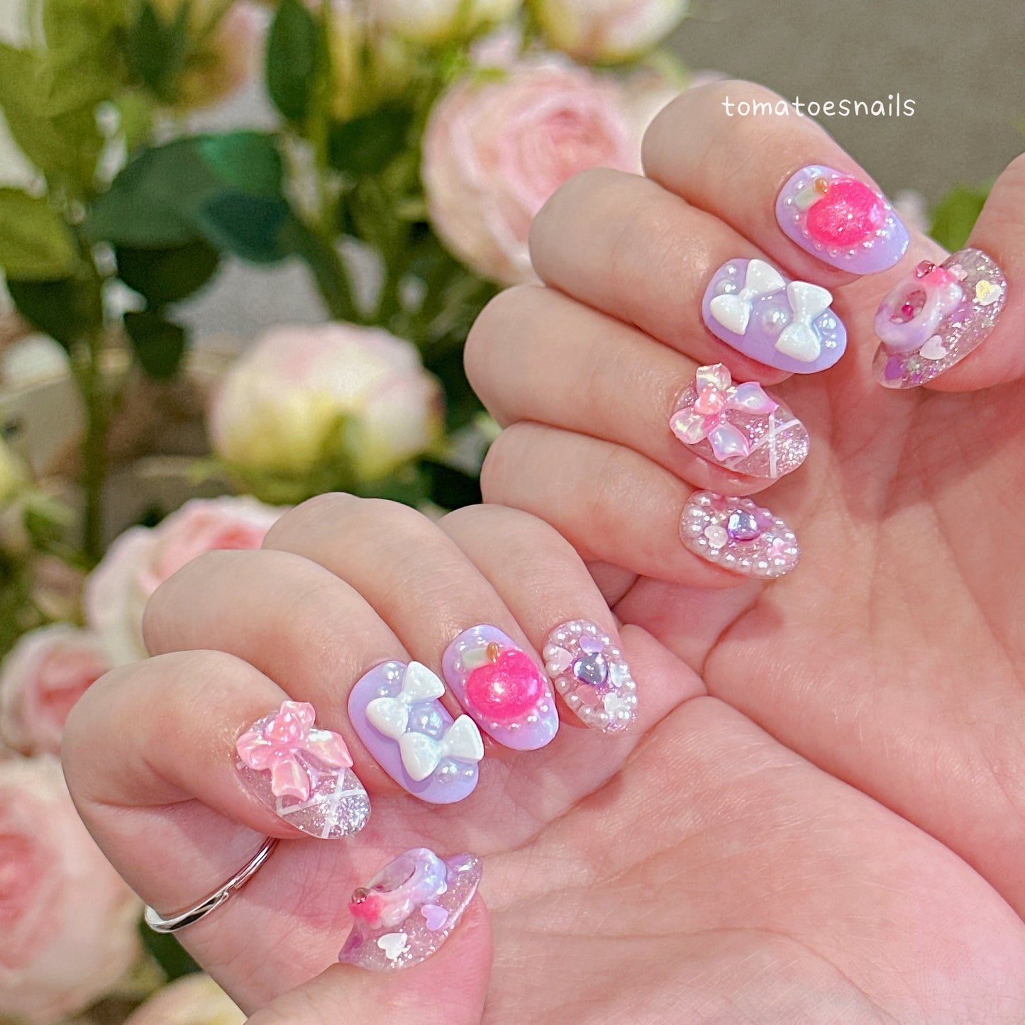 Mini Apple Tamagotchi Shaker