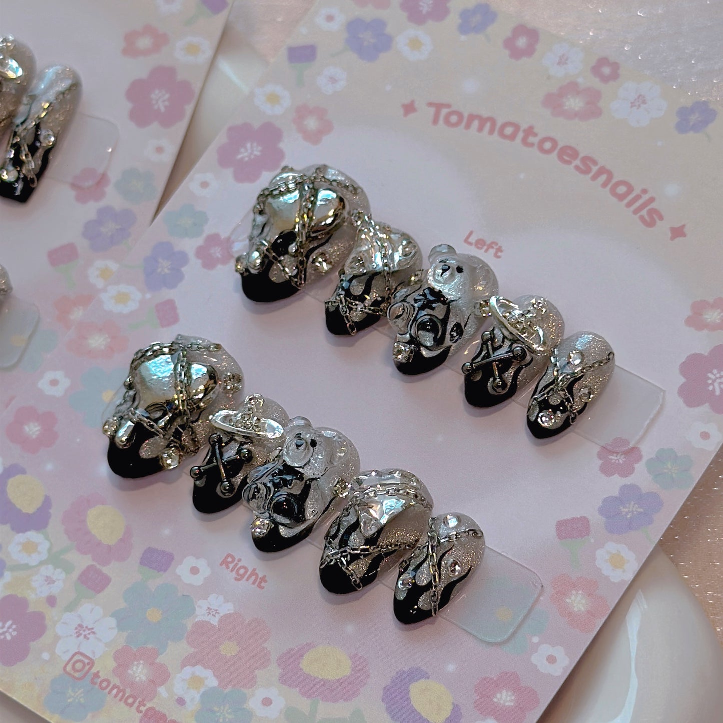 Y2K Babe (Can leave the pill charms)