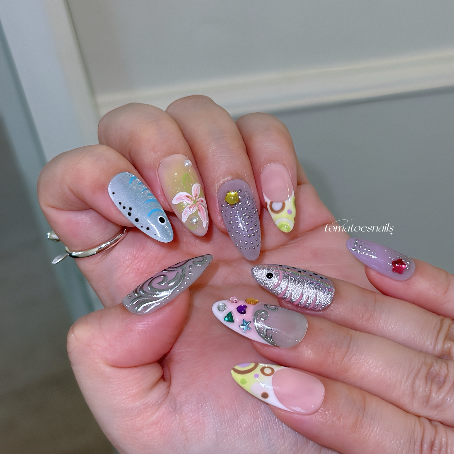 The Whimsy Club (Gold chrome option)
