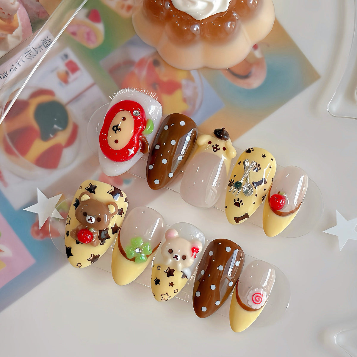 Apple Friends Cafe