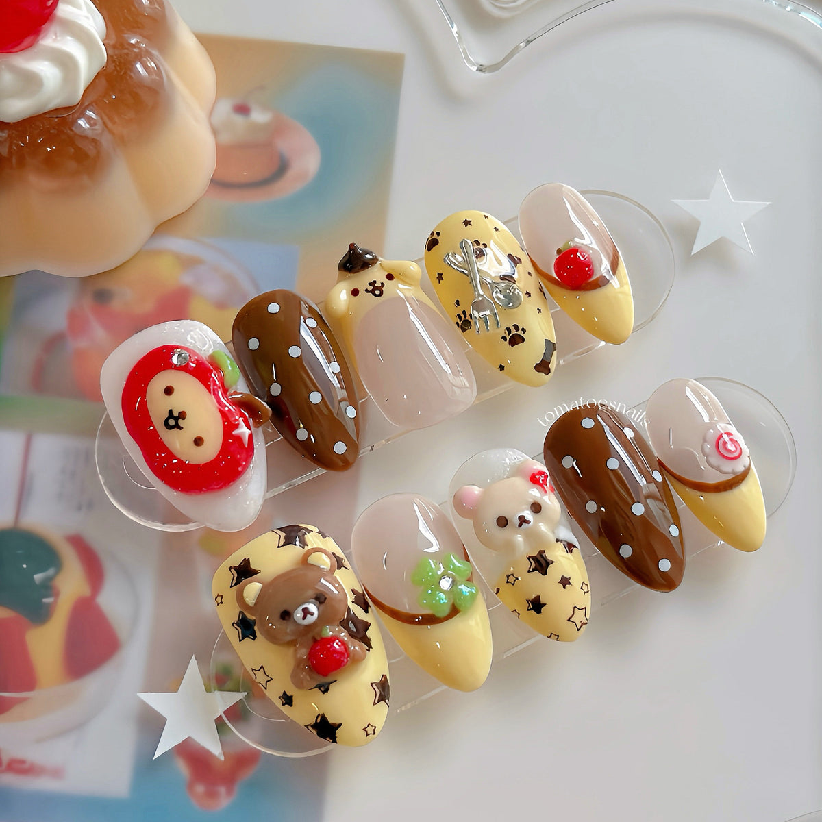 Apple Friends Cafe
