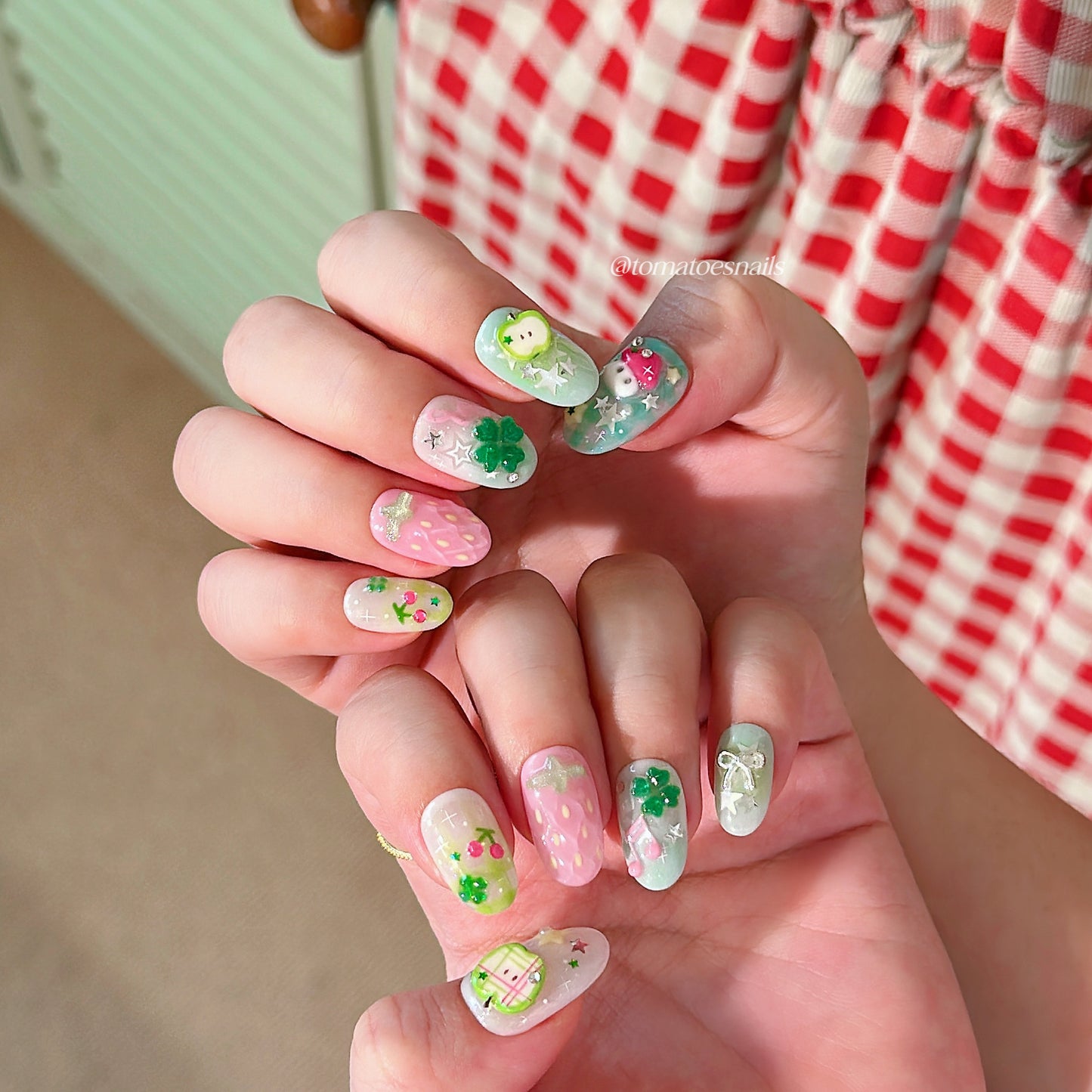 Lucky Apple & Clover