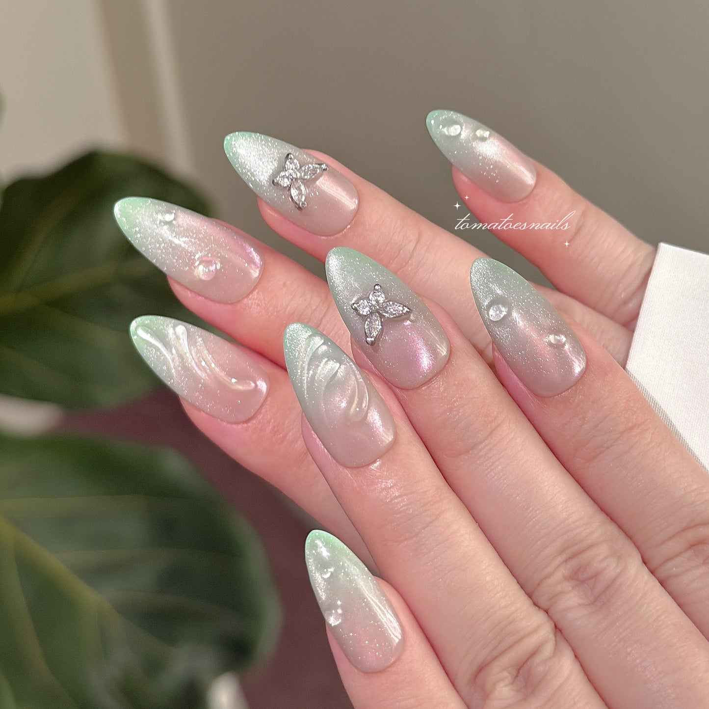 Morning Dew (pink & moonlight cat eye glow)