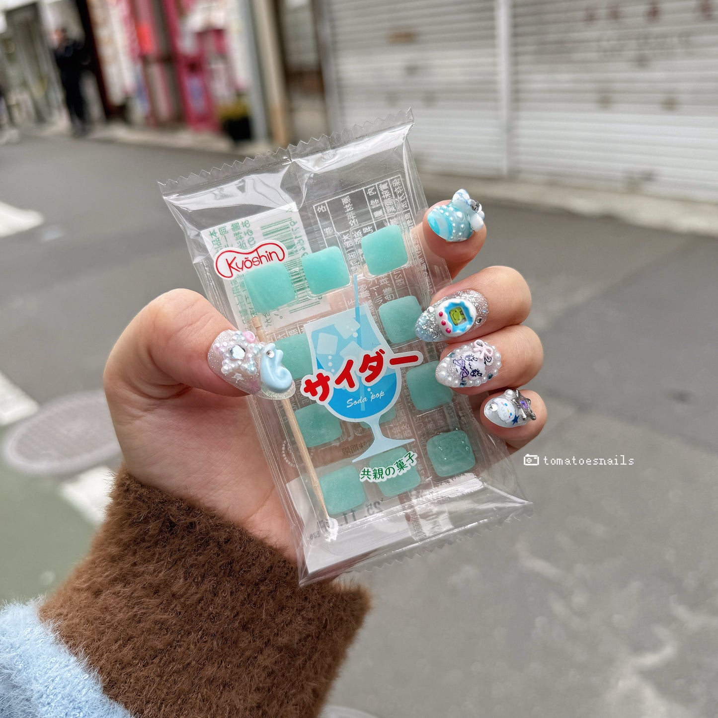 Gashapon Tamagotchi (Random Characters)