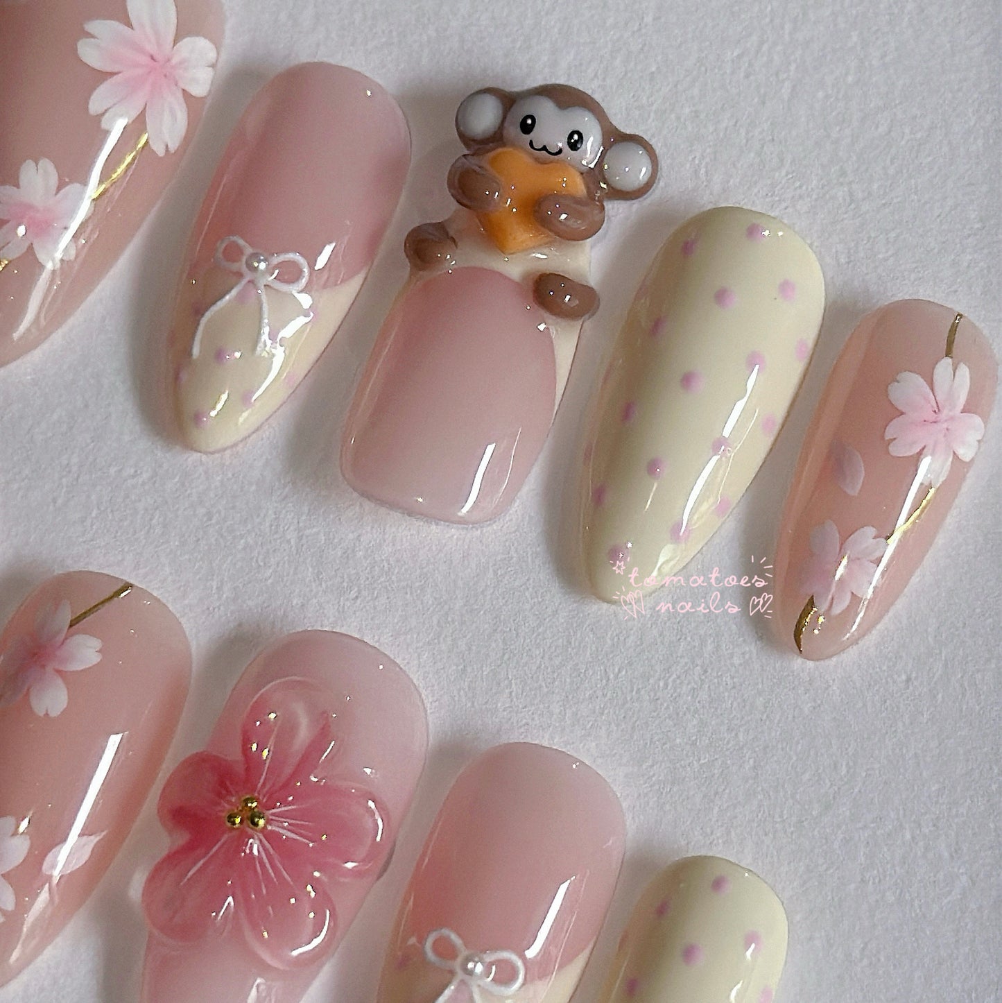 Monkey Hug (can switch to 3D flower)